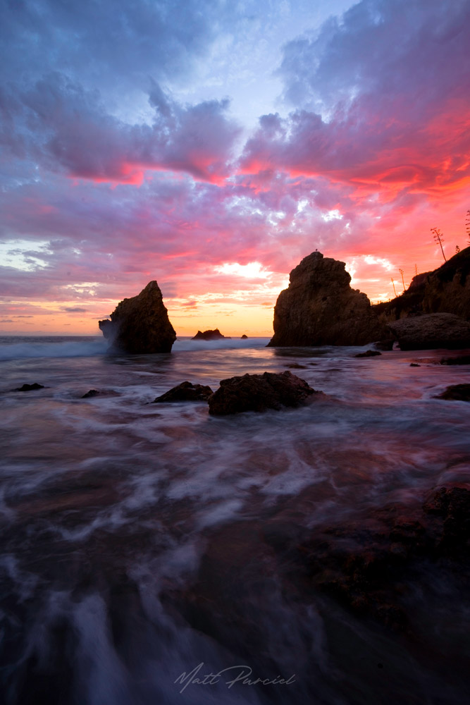 Best Los Angeles Beach � Malibu beach explosion of sunset color
